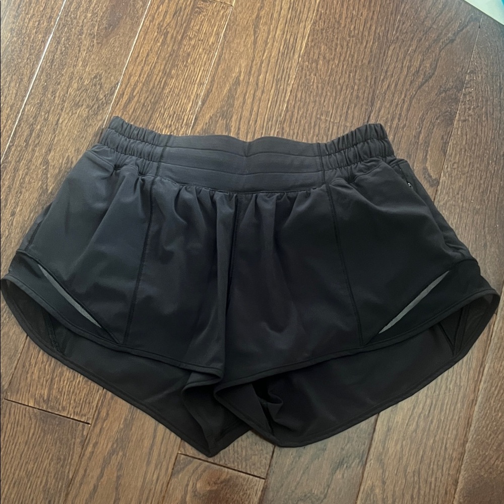 Black hotty hot shorts